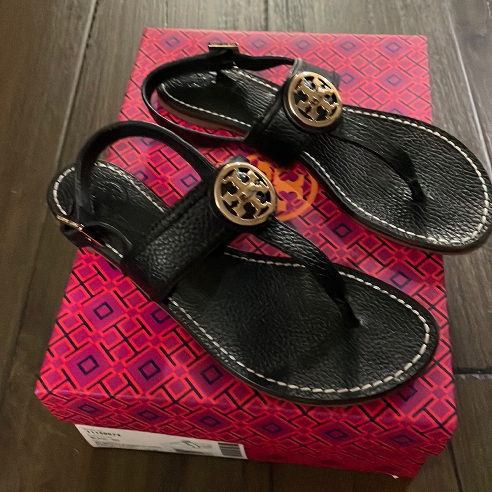 Tory Burch 7.5 Selma Leather Thong Sandals